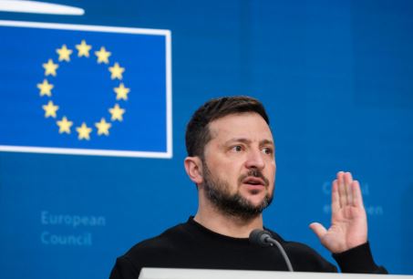 Zelensky viziton Parisin për të shtuar presionin ndaj Rusisë dhe përpjekjet diplomatike