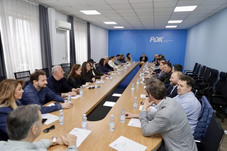 PDK mbledh Kryesinë dhe Grupin Parlamentar