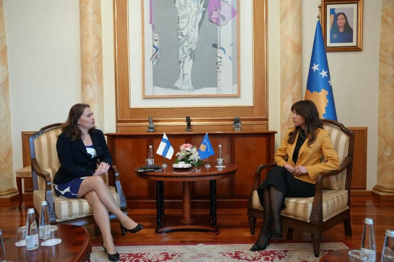 Kryetarja Haxhiu mirëpriti ambasadoren e Finlandës, Eevamari Laaksonen