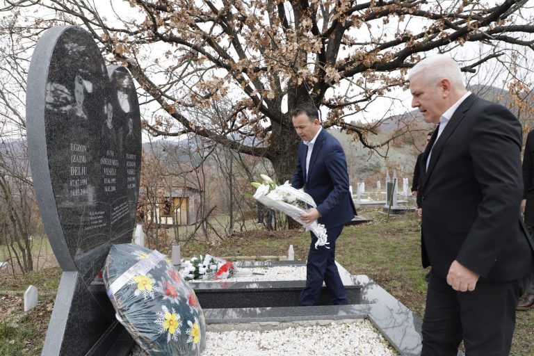 Përkujtohen viktimat e “3 Lulet e Çabrës” në 22-vjetorin e tragjedisë