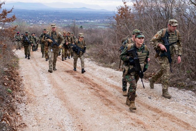 Ushtrime malore të KFOR-it rrisin gatishmërinë në Kosovë