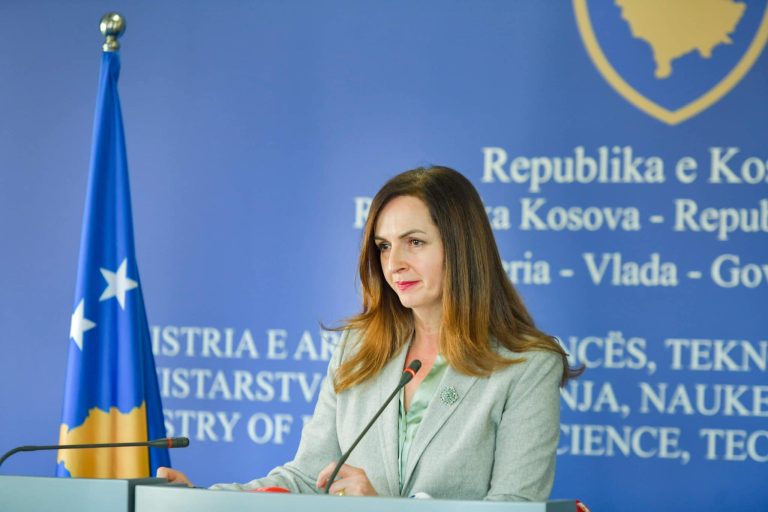Nagavci: Osmani duhet të falënderojë VV-në për bashkëpunimin