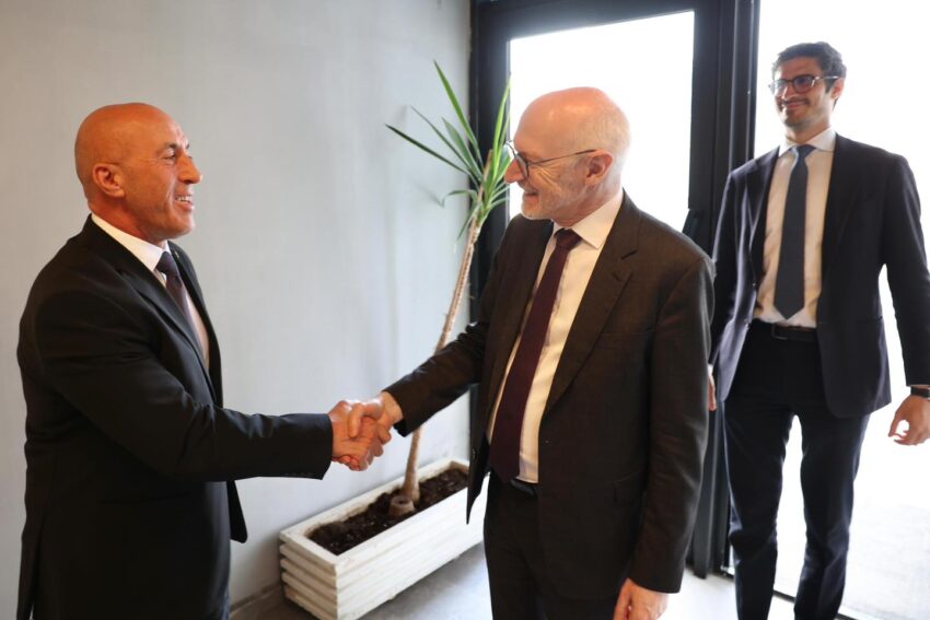 Haradinaj diskuton mbështetjen e Francës për Kosovën me ambasadorin Guerot 🇫🇷