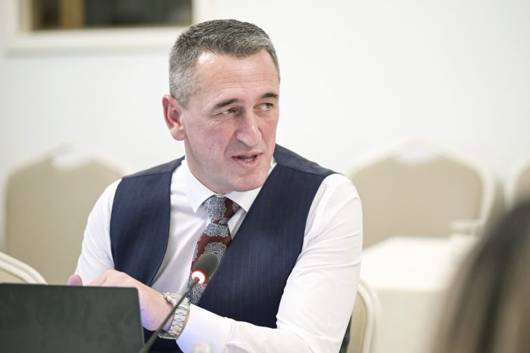 Rashiq: Kam ngatërruar dy ngjarje në deklaratën për tokën e Manastirit të Deçanit