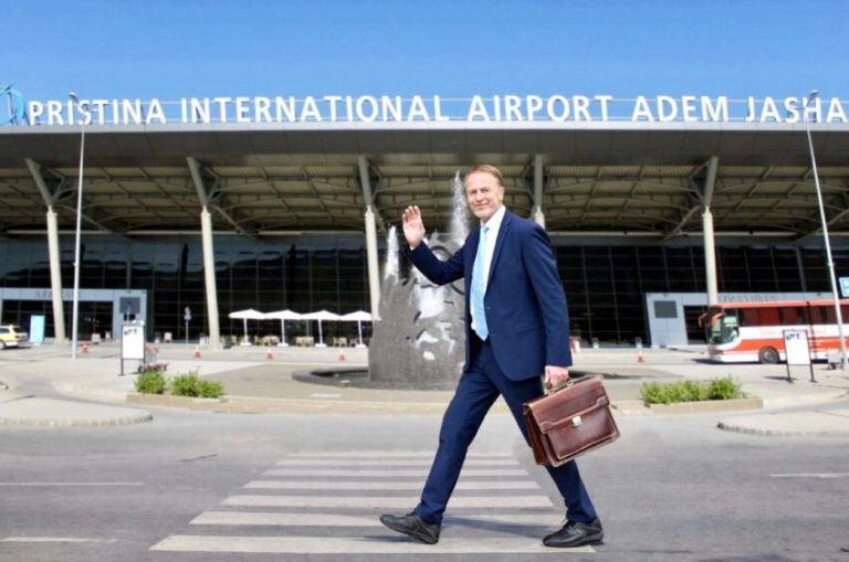 Ambasadori i BE-së, Aivo Orav, publikon foto lamtumirëse pas përfundimit të mandatit