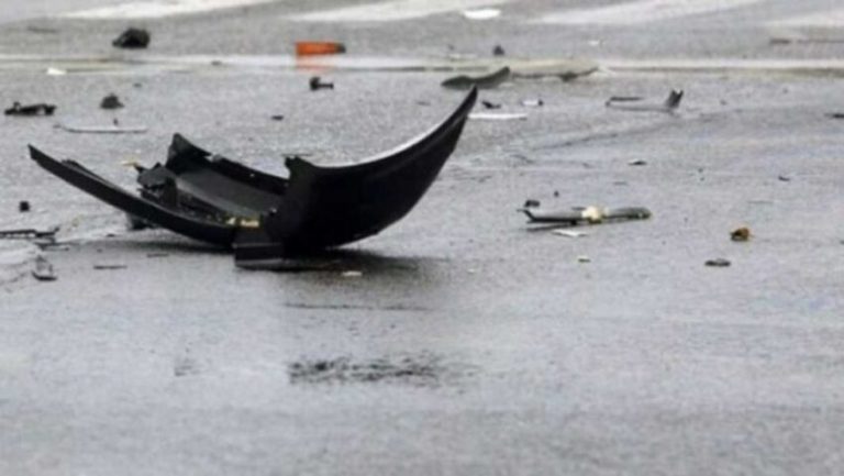 Një person i lënduar në aksidentin mes dy kamionëve në rrugën Prishtinë-Pejë