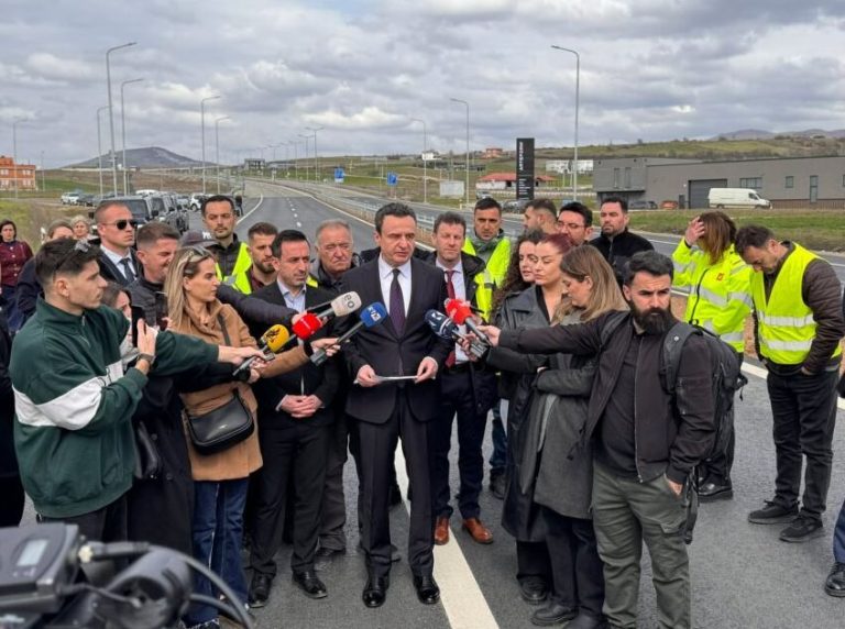 Kurti: Po presim vendimin e Kushtetueses për presidentin