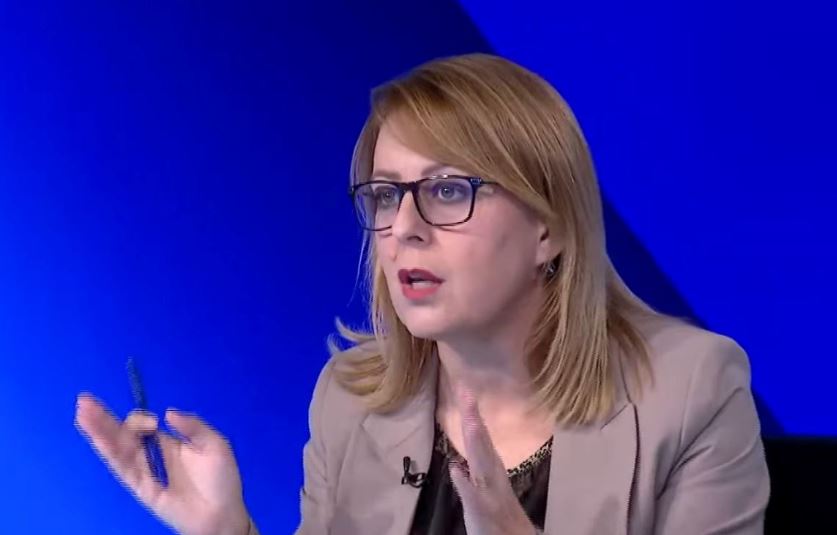 Hykmete Bajrami uron 36-vjetorin e Forumit Rinor të LDK-së