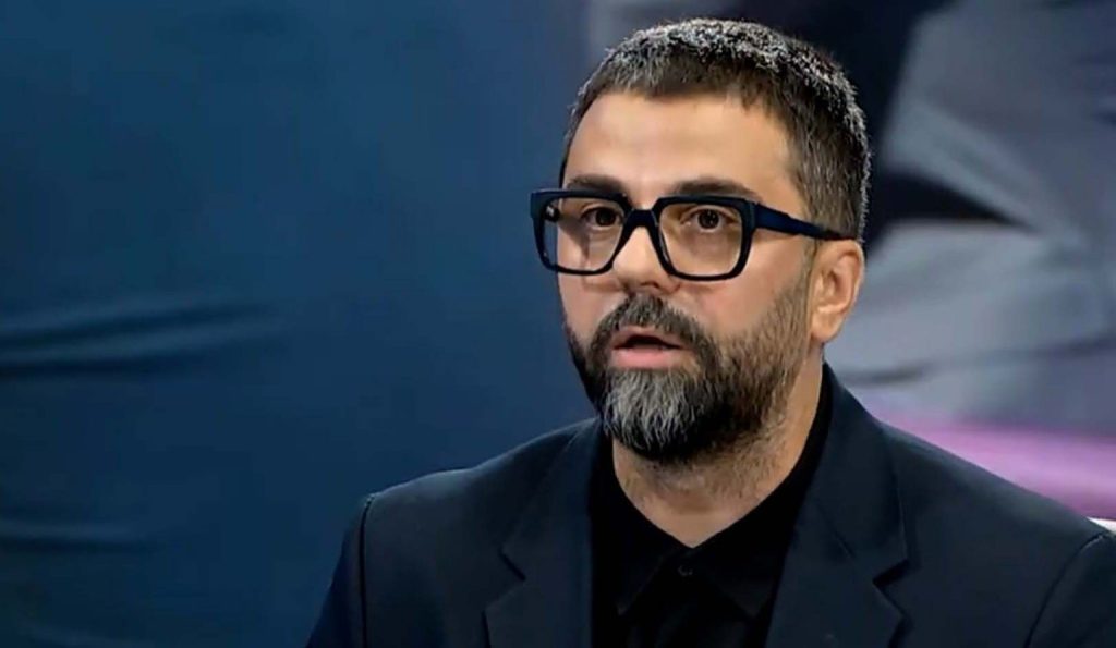 Behrami akuzon Kurtin për legjitimimin e strukturave paralele