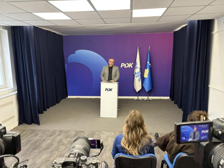 Gjoshi: Mosmërimi i anëtarit të dytë të PDK-së në KQZ, shkelje kushtetuese dhe rrezik për zgjedhjet