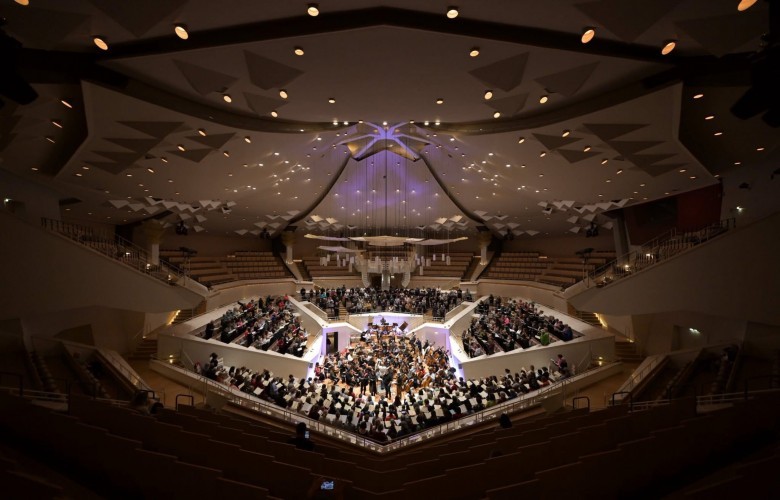 Filharmonia e Kosovës debutojnë në Berlin me një koncert koral 360°