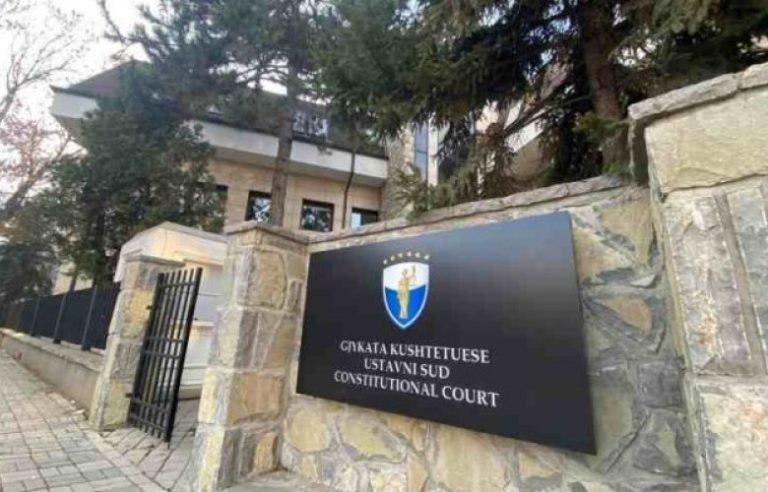 Dekreti i Osmanit për shpërndarjen e Kuvendit në duart e Gjykatës Kushtetuese