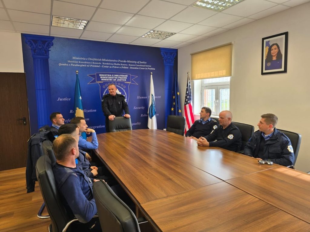 Trajnim për zjarrfikje dhe shpëtim jete në Qendrën e Paraburgimit në Prishtinë