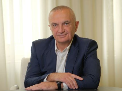 Gjykata kalon për gjykim dosjen për ish-presidentin Meta dhe Monika Kryemadhin