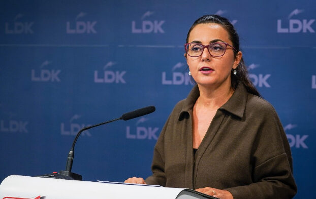 Lushaku-Sadriu kritikon Kurtin për kërkesën për zgjedhje të reja