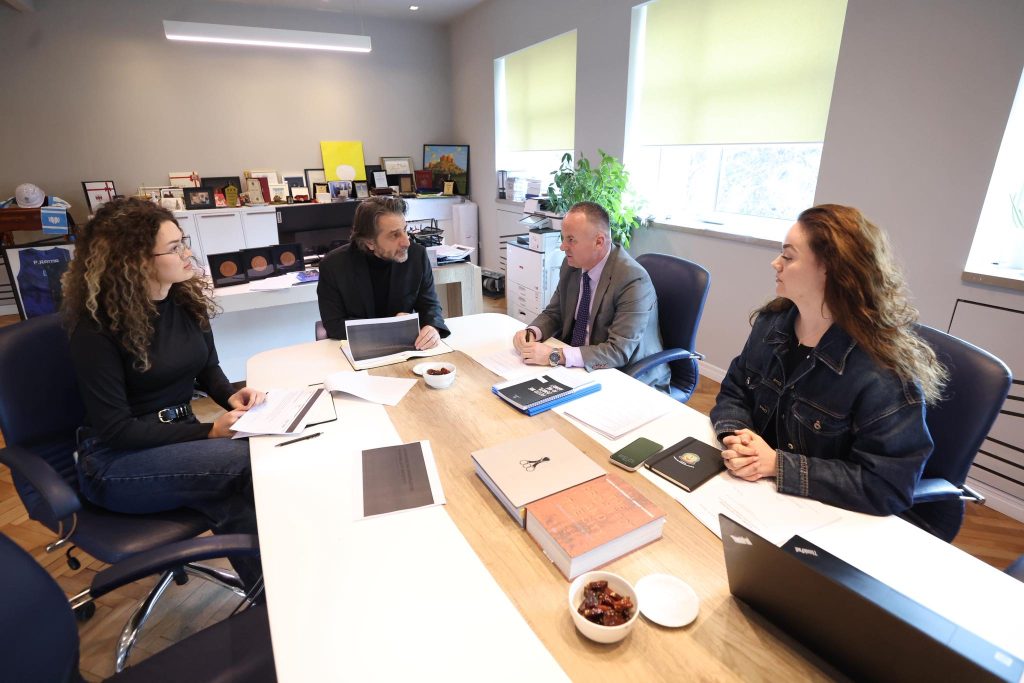 Rama: Hapa konkret për forcimin e sigurisë në shkollat e Prishtinës