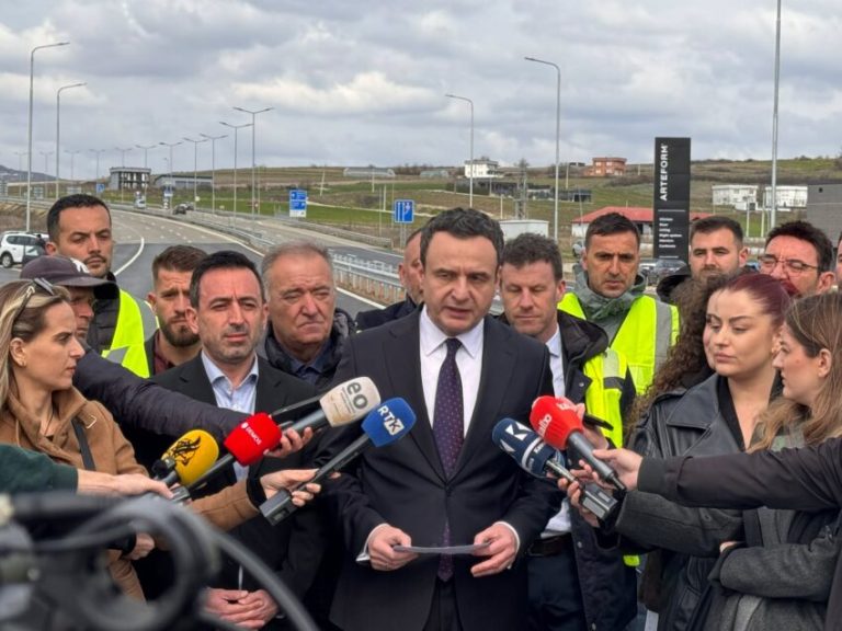 Kurti: Zbatimi i Ligjit për të Huajt, inkorporim gradual i strukturave serbe në sistemin kosovar