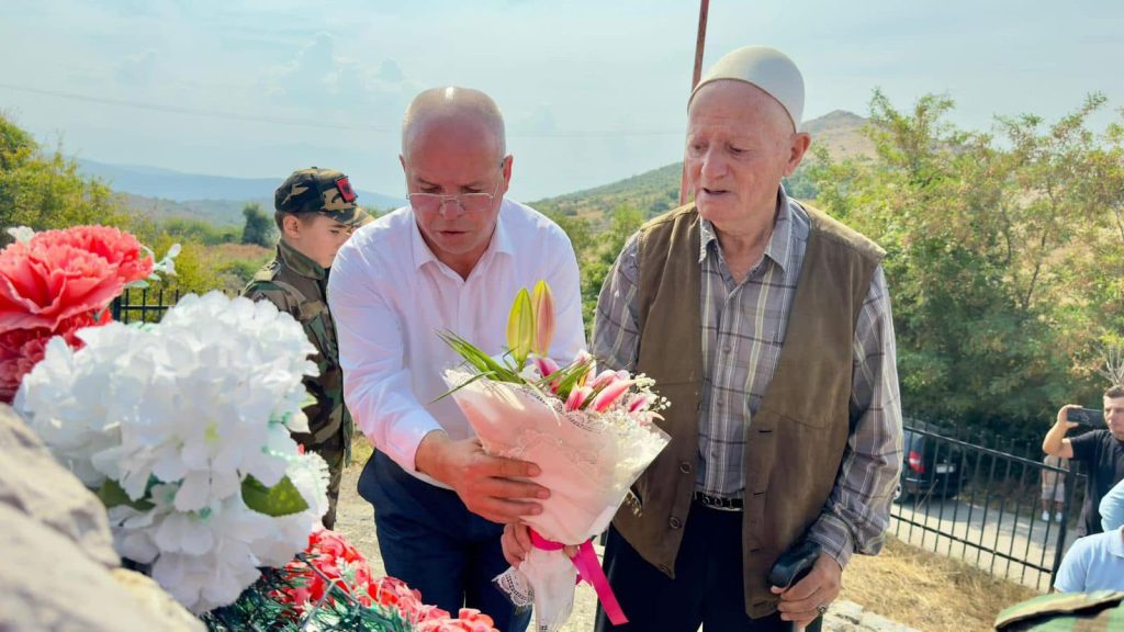 Gjendet i vdekur Alush Kastrati në malet e Zatriqit, Latifi ngushëllon familjen