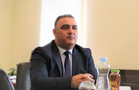 Shkarkohet Arben Loshi, IKD kërkon sqarime