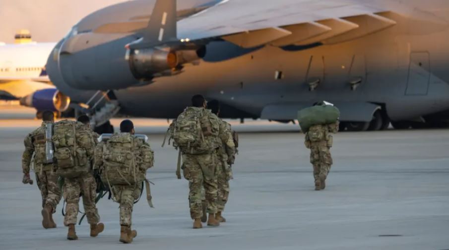 SHBA shqyrton vendosjen e trupave pranë Ngushticës së Hormuzit