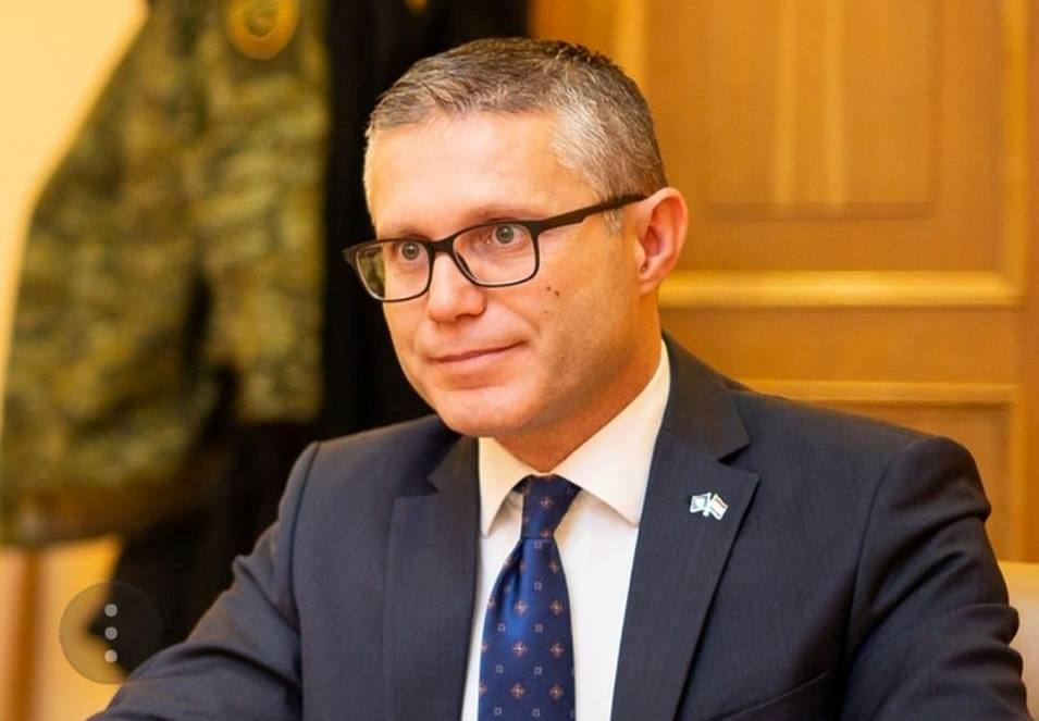 Ramadani kritikon kryeministrin Kurti për “Koncesionet ndaj Serbisë”