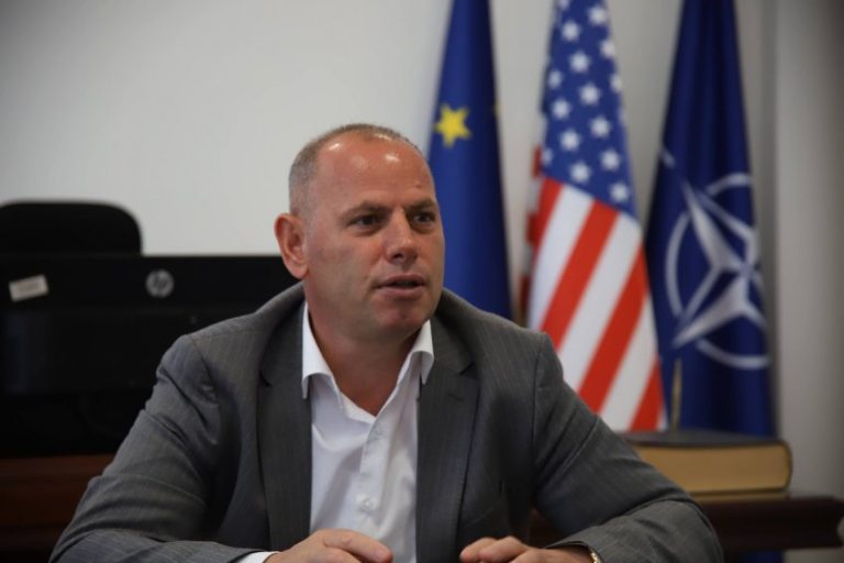 Lladrovci: Bllokada politike nuk ka vetëm një fajtor