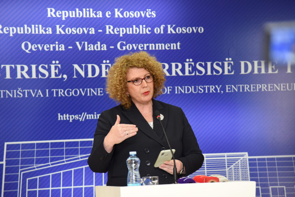 Gjykata konfirmon aktakuzën ndaj Rozeta Hajdarit për korrupsion dhe zbulim të fshehtësisë zyrtare