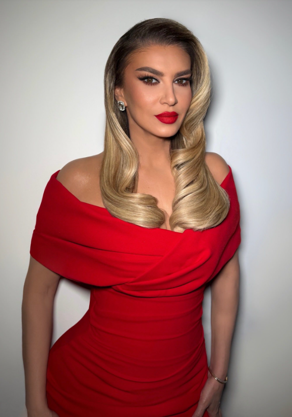 Leonora Jakupi feston 47-vjetorin, ikona që sfidon vitet me elegancë