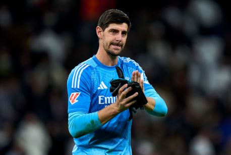 Courtois jashtë fushës gjashtë javë për shkak të dëmtimit muskulor