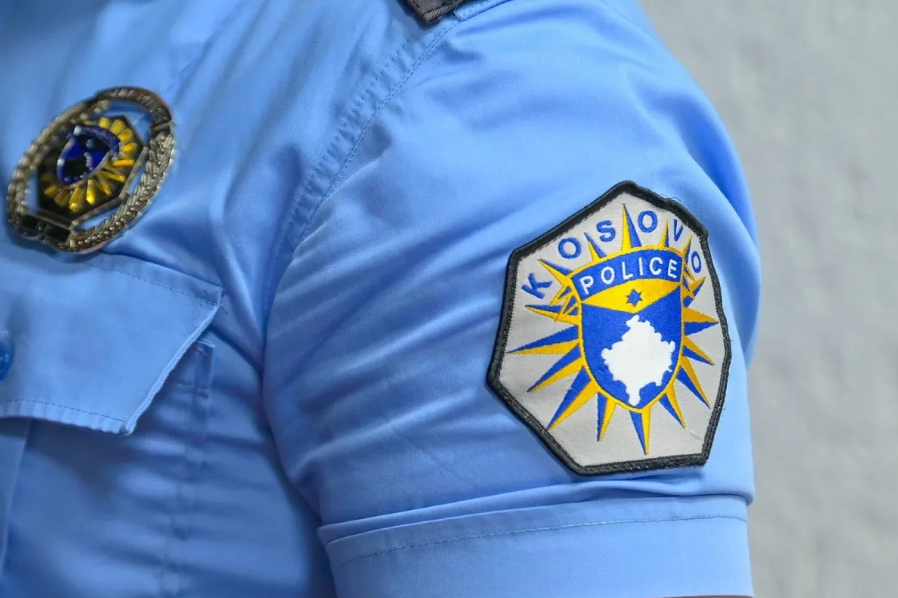 Policia e Kosovës ekstradon një shtetas maqedonas të kërkuar për vrasje