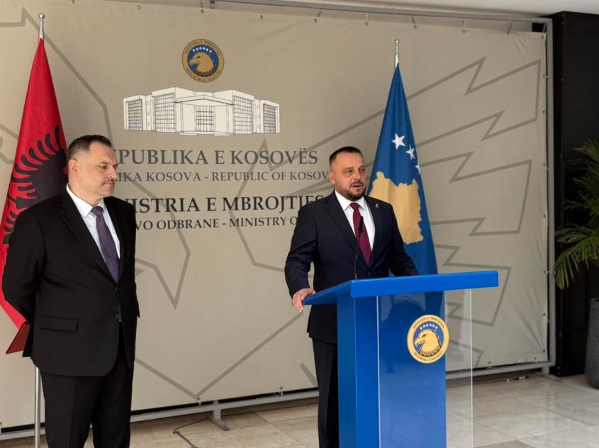 Maqedonci: Me Shqipërinë do të thellohet bashkëpunimi në sektorin e mbrojtjes