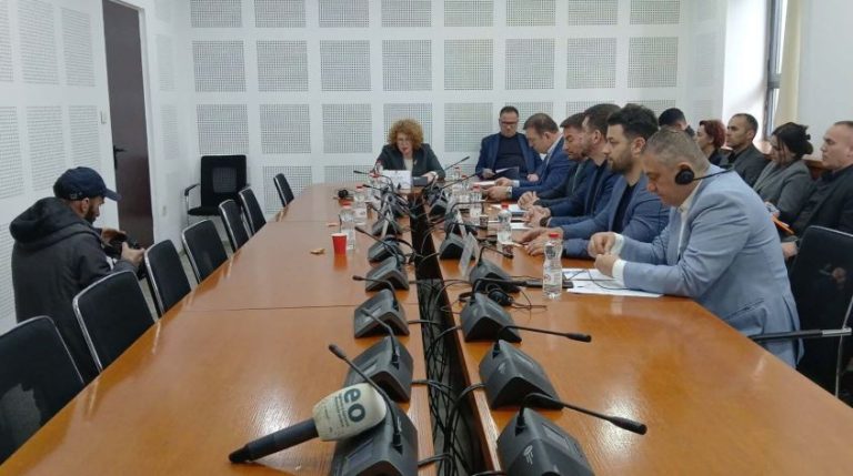 Komisioni për Ekonomi dërgon në seancë projektligjin për masat e përkohshme të produkteve themelore