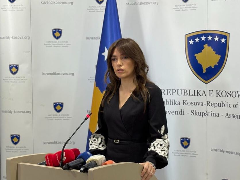Haxhiu: Zgjedhjet nuk ndryshojnë rezultatin, partitë të reflektojnë për presidentin