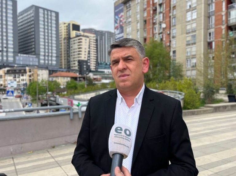 Maloku: Mungesa e kompromisit politik po e çon vendin drejt bllokadës