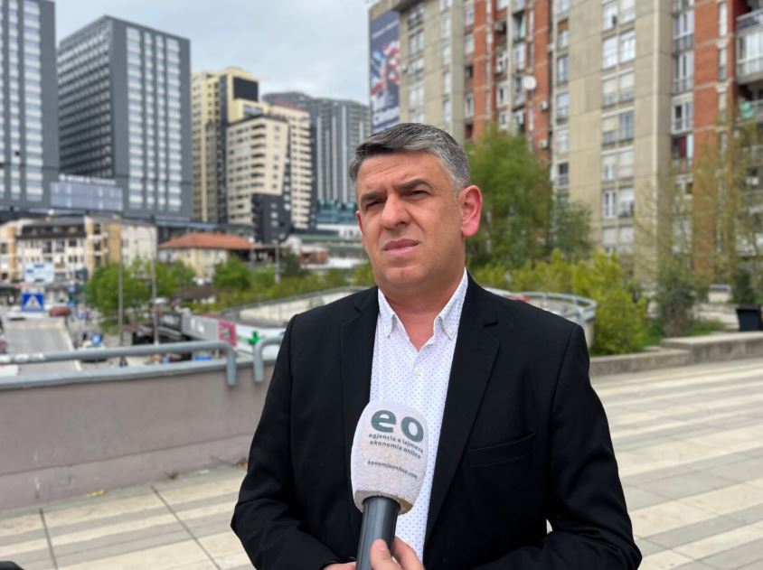 Maloku: Mungesa e kompromisit politik po e çon vendin drejt bllokadës