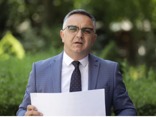 Tahiri kritikon propozimin për komisionin e ri të Provimit të Jurisprudencës