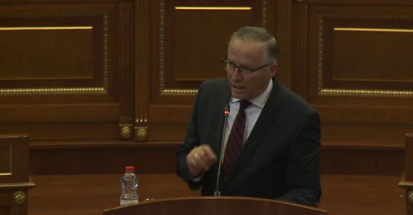 Hamza kritikon Qeverinë për projektligjin e energjisë: Po rrezikohen fondet dhe po mungon debati