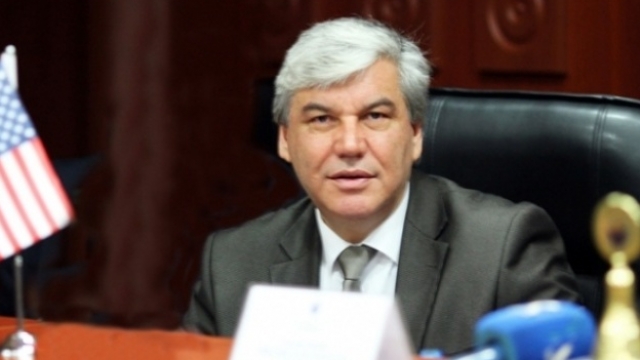 Kryeziu: Komunikimi politik në Kosovë në nivel të ulët