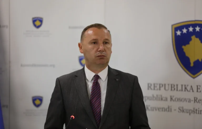Zemaj kërkon sqarime për ekspozitën “Masakrat në Kosovë 1998–1999”
