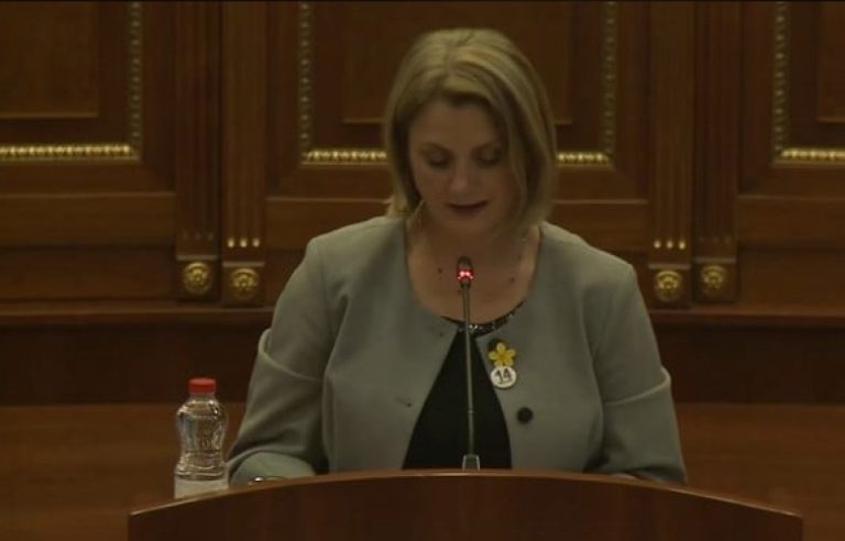 Thirrje për rritje të mbështetjes institucionale për të mbijetuarit e dhunës seksuale të luftës në Kosovë