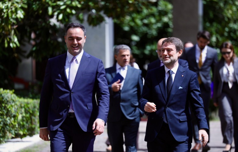 Konjufca dhe Hoxha diskutojnë thellimin e bashkëpunimit Kosovë–Shqipëri dhe rolin e diasporës