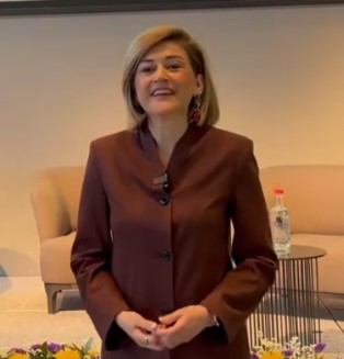 Kusari-Lila në Hagë: Kosova po përmirëson klimën e investimeve dhe forcon bashkëpunimin ekonomik
