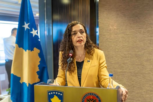 Osmani pret përfaqësues të BE-së në fund të mandatit
