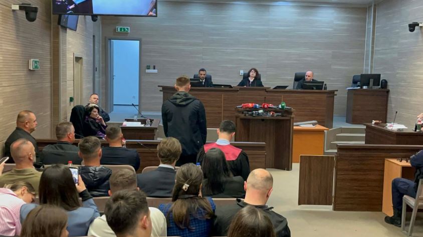 Familja e Liridonës kërkon burgim të përjetshëm për të akuzuarit për vrasjen e saj