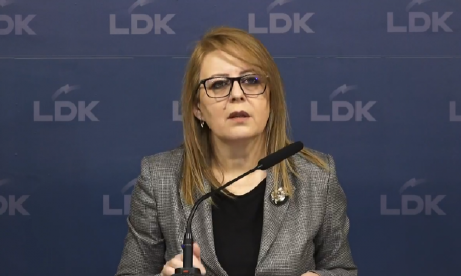 Bajrami kritikon qeverinë për çmimet e larta të naftës: “Qytetarët po mashtrohen”