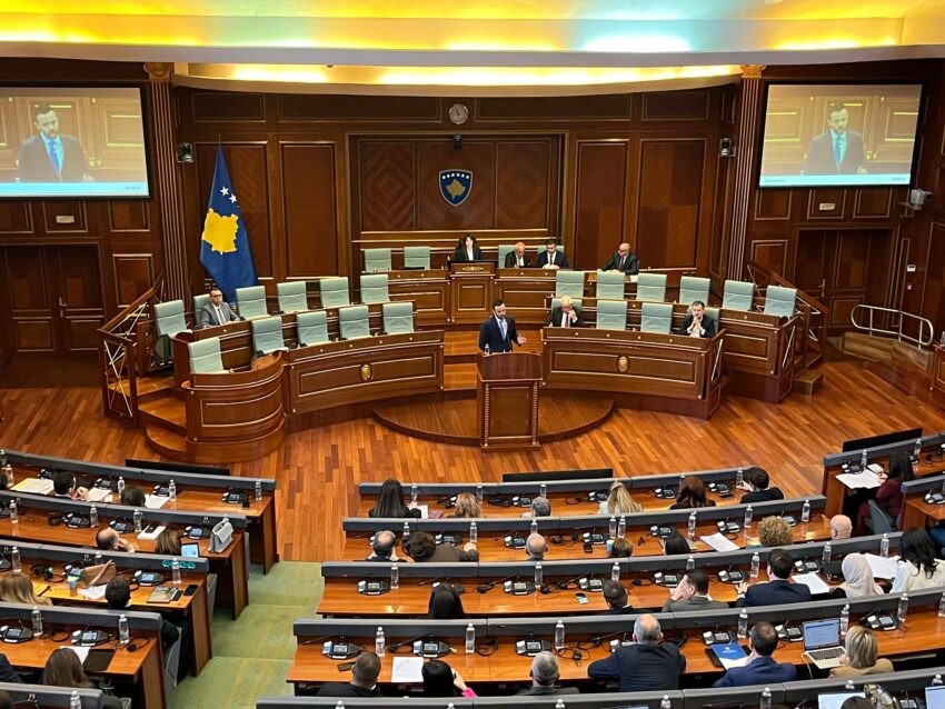 Përplasje në Kuvend, opozita kundër projektligjeve të Vetëvendosjes