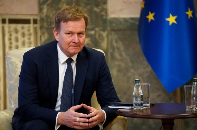 Diskutime të avancuara për dialogun Kosovë-Serbi në Beograd