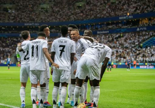 Real Madridi nis diskutimet për trajnerin pas eliminimit nga Champions League