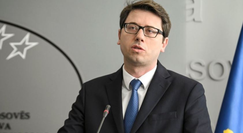 Murati nënshkruan udhëzimin për digjitalizimin e arkave fiskale