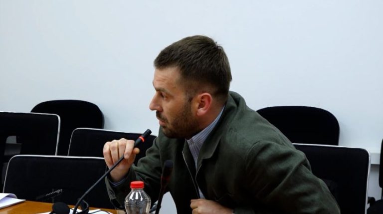 Kërçeli i reagon deputetes së Listës Serbe për termin “zajednicë”